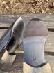/bilder/schuh-dokumentation/bluecher/schwarze-plain-bluecher-in-gepraegtem-leder/sub/schwarze-plain-bluecher-in-gepraegtem-leder-sohle.avif