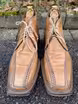 /bilder/schuh-dokumentation/boho-stil/hellbraune-stiefeletten-im-boho-stil/sub/hellbraune-stiefeletten-im-boho-stil-vorne.avif