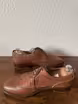 /bilder/schuh-dokumentation/brogues/braune-austerity-brogues-gepraegtes-leder/sub/braune-austerity-brogues-gepraegtes-leder-seite-entgegengesetzt.avif