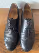 /bilder/schuh-dokumentation/brogues/schwarze-full-brogues-st-crispins/sub/schwarze-full-brogues-st-crispins-oben.avif