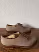 /bilder/schuh-dokumentation/derbies/fast-spitzderbies-exotisches-leder-profilsohle/sub/fast-spitzderbies-exotisches-leder-profilsohle-seite-parallel.avif
