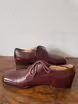 /bilder/schuh-dokumentation/derbies/rotbraune-derbies-holzgenagelt-vorderkappe-hinterkappe/sub/rotbraune-derbies-seite-entgegengesetzt.avif