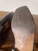 /bilder/schuh-dokumentation/derbies/schwarze-blanke-derbies-besonderer-schuhspitze/sub/schwarze-blanke-derbies-besondere-schuhspitze-sohle.avif