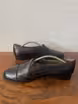 /bilder/schuh-dokumentation/loafer/sonstige-loafer/schwarze-loafers-mit-gummiband/sub/schwarze-loafers-mit-gummiband-seite-entgegengesetzt.avif