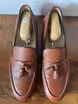 /bilder/schuh-dokumentation/loafer/tassel-loafer/hellbraune-gepraegte-tassel-loafer/sub/hellbraune-gepraegte-tassel-loafer-oben.avif
