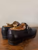 /bilder/schuh-dokumentation/moenchsriemen/schwarze-single-monks-glattleder/sub/schwarze-single-monks-glattleder-schraeg-hinten.avif