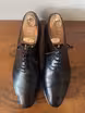 /bilder/schuh-dokumentation/oxfords/schlichte-schwarze-oxfords/sub/schlichte-schwarze-oxfords-oben.avif