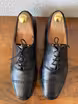/bilder/schuh-dokumentation/oxfords/schwarze-quarter-brogue-oxfords/sub/schwarze-quarter-brogue-oxfords-oben.avif