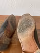 /bilder/schuh-dokumentation/oxfords/schwarze-quarter-brogue-oxfords/sub/schwarze-quarter-brogue-oxfords-sohle.avif