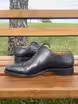 /bilder/schuh-dokumentation/oxfords/wholecut-oxfords-aus-schwarzem-glattleder/sub/wholecut-oxfords-aus-schwarzem-glattleder-seite-entgegengesetzt.avif