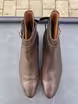 /bilder/schuh-dokumentation/sonstiges/stiefelmodelle-auswahl/sub/schlichte-dunkelbraune-jodphur-boots-oben.avif