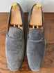/bilder/schuh-dokumentation/velours/graue-loafers-velours/sub/graue-loafers-velours-oben.avif